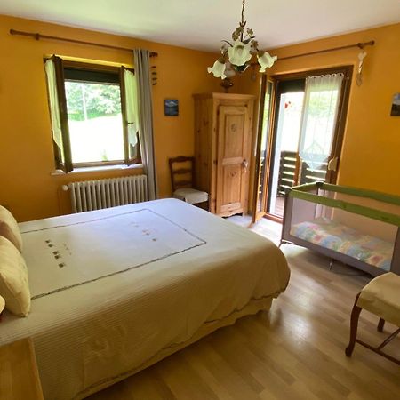Chambres D'Hotes Des Cascades St-Nicolas Kruth Exterior foto